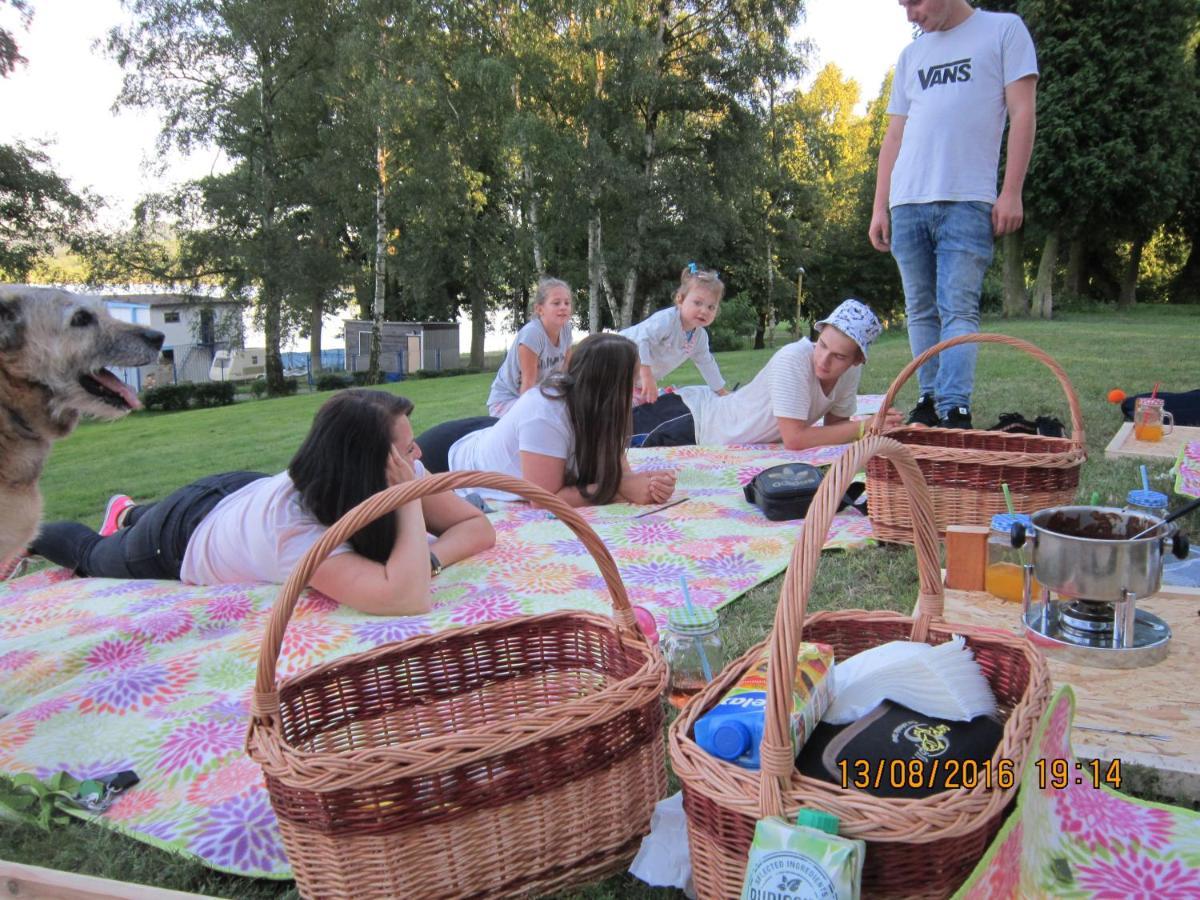 Chatová osada jezerní údolí Stráž pod Ralskem Esterno foto